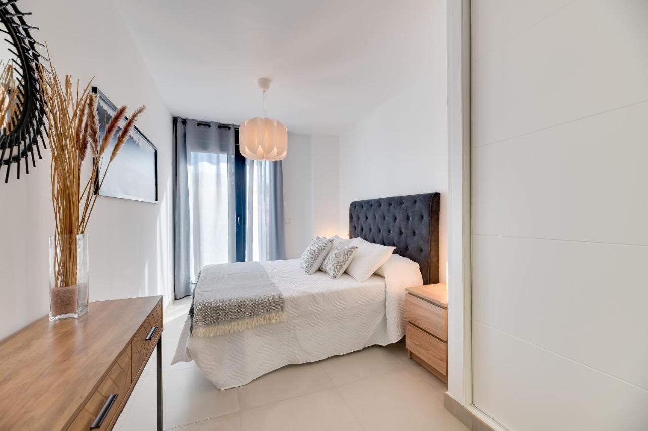 Lxr La Concha 2Hab A Pasos Del Mar Apartment ฟูเอนฮิโรลา ภายนอก รูปภาพ