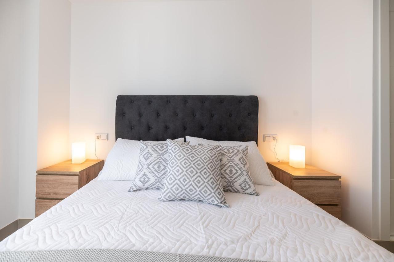 Lxr La Concha 2Hab A Pasos Del Mar Apartment ฟูเอนฮิโรลา ภายนอก รูปภาพ